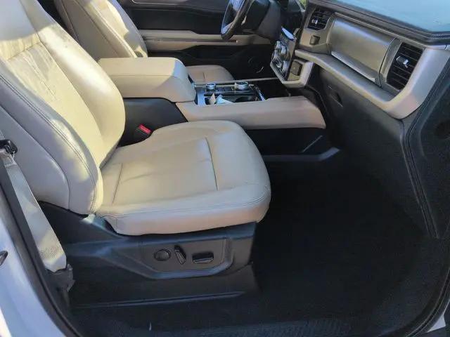 2023 Ford Expedition XLT MAX