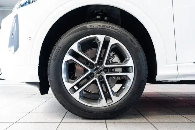 2026 Audi Q5 Premium TFSI quattro S tronic