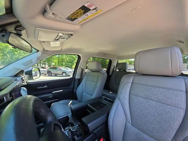 2022 Toyota Tundra SR5