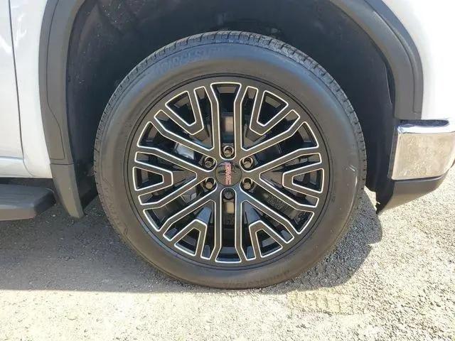 2026 GMC Sierra 1500 Crew Cab, Short Bed, SLT, RWD