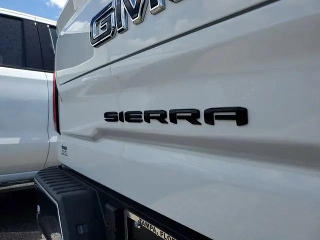 2026 GMC Sierra 1500 Crew Cab, Short Bed, SLT, RWD