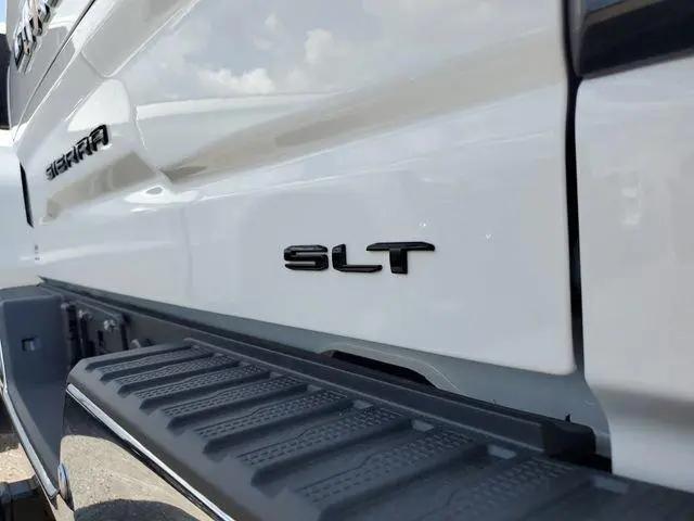 2026 GMC Sierra 1500 Crew Cab, Short Bed, SLT, RWD