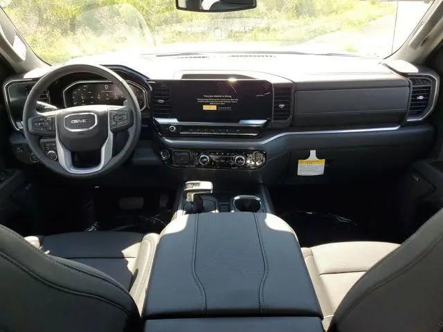 2026 GMC Sierra 1500 Crew Cab, Short Bed, SLT, RWD