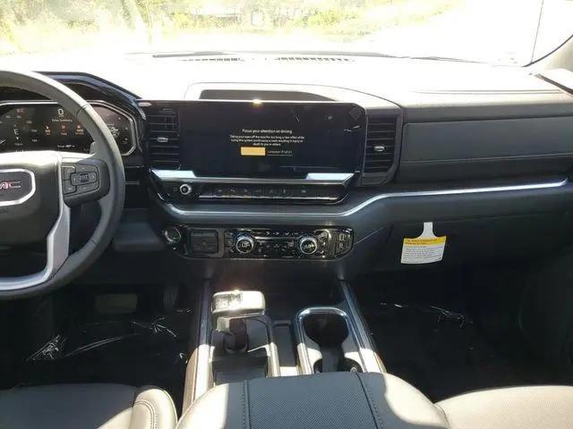 2026 GMC Sierra 1500 Crew Cab, Short Bed, SLT, RWD