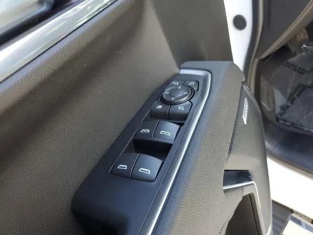 2026 GMC Sierra 1500 Crew Cab, Short Bed, SLT, RWD