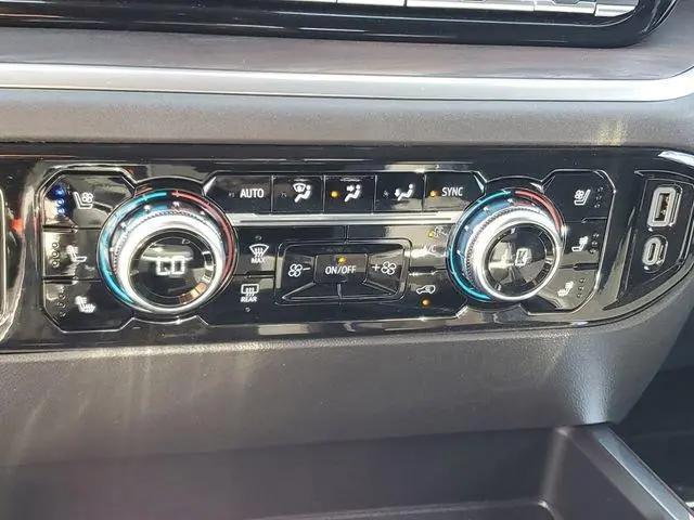 2026 GMC Sierra 1500 Crew Cab, Short Bed, SLT, RWD