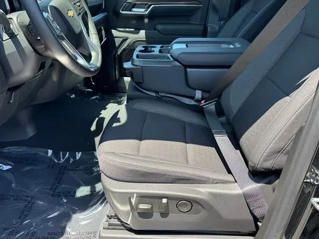 2026 Chevrolet Silverado 1500 2WD Crew Cab Short Bed LT