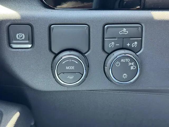 2026 Chevrolet Silverado 1500 2WD Crew Cab Short Bed LT