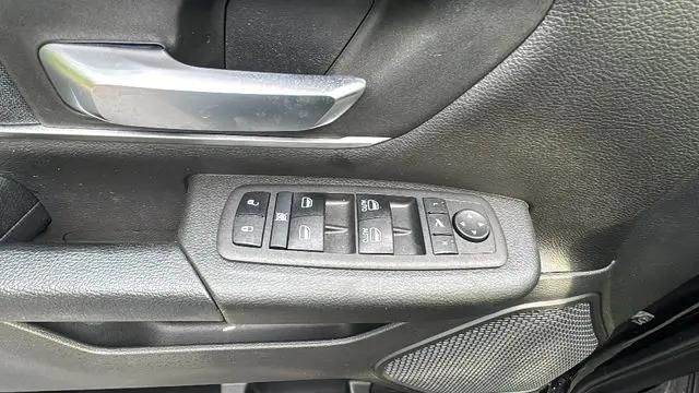 2023 Ram 1500 Big Horn Crew Cab 4x4 5'7" Box