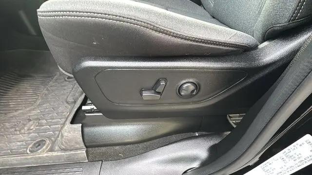 2023 Ram 1500 Big Horn Crew Cab 4x4 5'7" Box