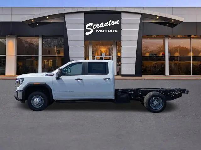 2026 GMC Sierra 3500HD Pro