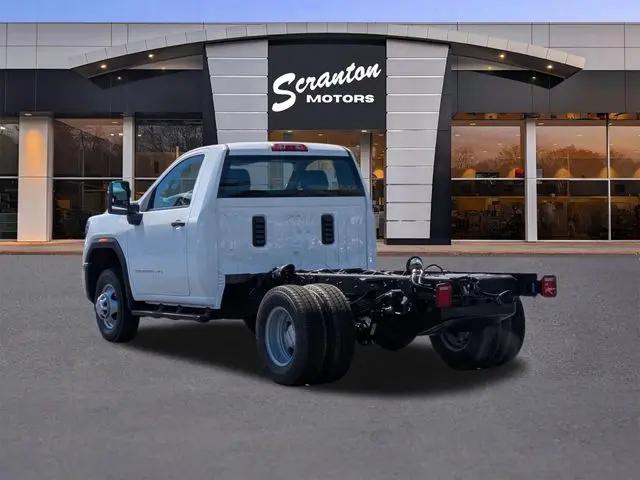 2026 GMC Sierra 3500HD Pro