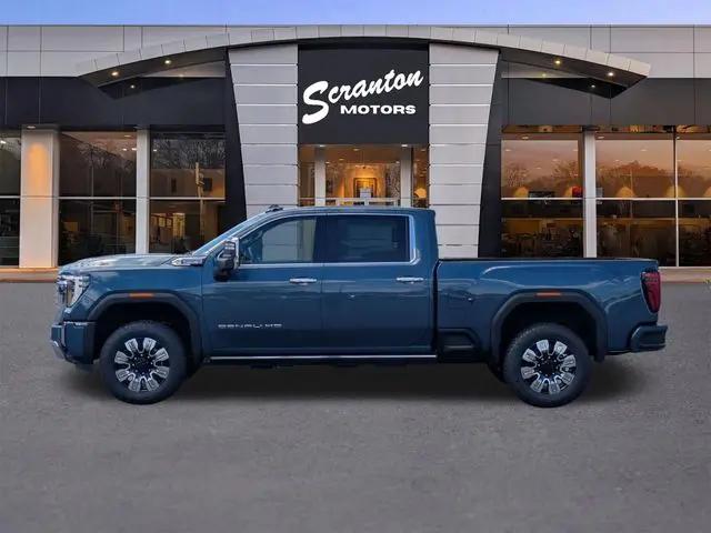 2026 GMC Sierra 2500HD Crew Cab, Standard Bed, Denali, 4WD