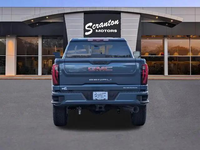 2026 GMC Sierra 2500HD Crew Cab, Standard Bed, Denali, 4WD