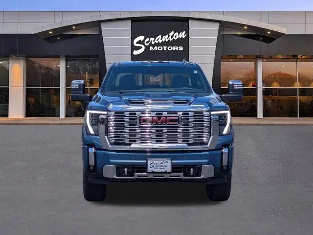 2026 GMC Sierra 2500HD Crew Cab, Standard Bed, Denali, 4WD