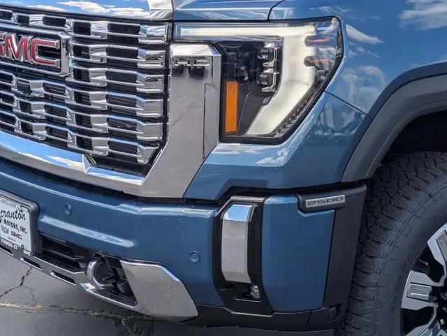 2026 GMC Sierra 2500HD Crew Cab, Standard Bed, Denali, 4WD