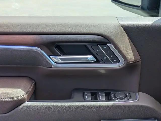 2026 GMC Sierra 2500HD Crew Cab, Standard Bed, Denali, 4WD