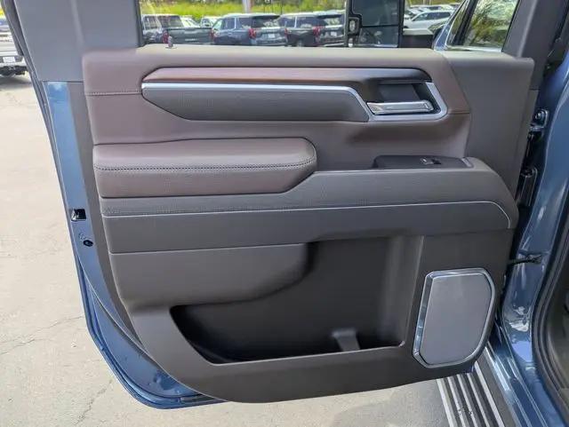 2026 GMC Sierra 2500HD Crew Cab, Standard Bed, Denali, 4WD