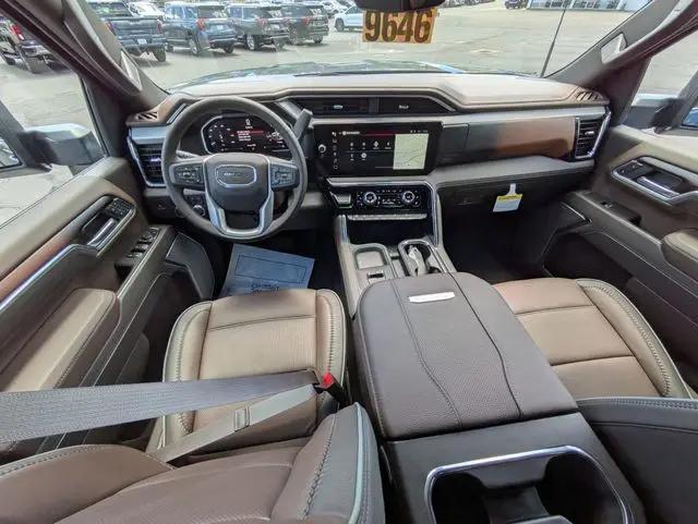 2026 GMC Sierra 2500HD Crew Cab, Standard Bed, Denali, 4WD
