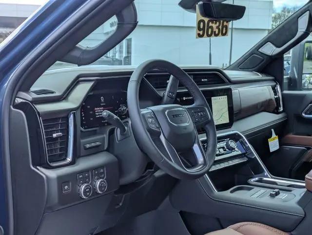 2026 GMC Sierra 2500HD Crew Cab, Standard Bed, Denali Ultimate, 4WD