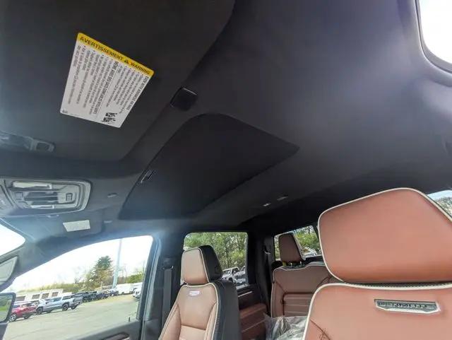 2026 GMC Sierra 2500HD Crew Cab, Standard Bed, Denali Ultimate, 4WD