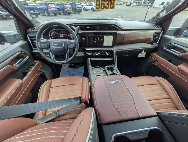 2026 GMC Sierra 2500HD Crew Cab, Standard Bed, Denali Ultimate, 4WD