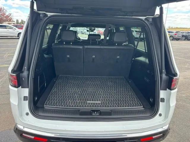 2024 Jeep Wagoneer Series II 4x4