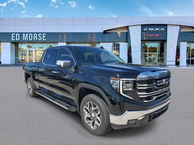 2026 GMC Sierra 1500 Crew Cab, Standard Bed, SLT, 4WD