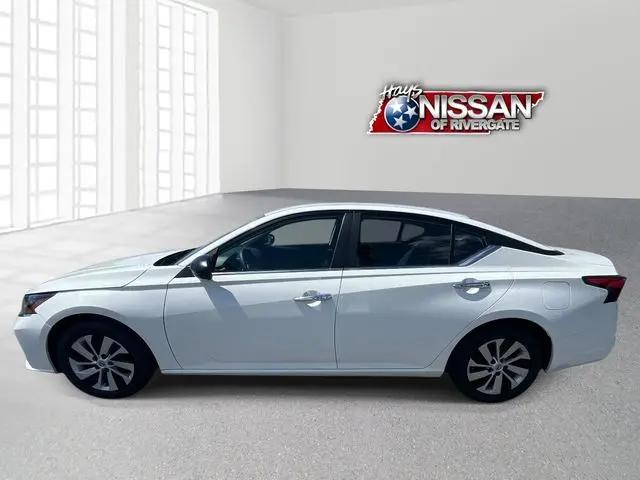 2025 Nissan Altima S FWD