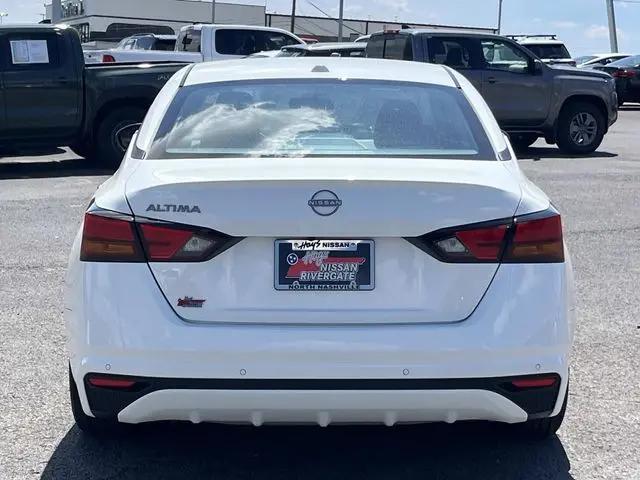 2025 Nissan Altima S FWD