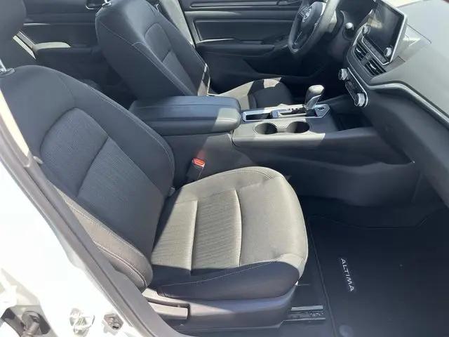2025 Nissan Altima S FWD