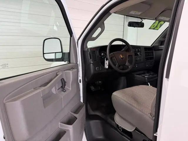 2026 Chevrolet Express Cargo Van 2500 Extended Wheelbase, WT, RWD