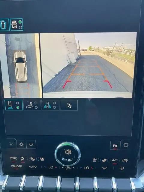 2024 GMC Acadia AWD AT4