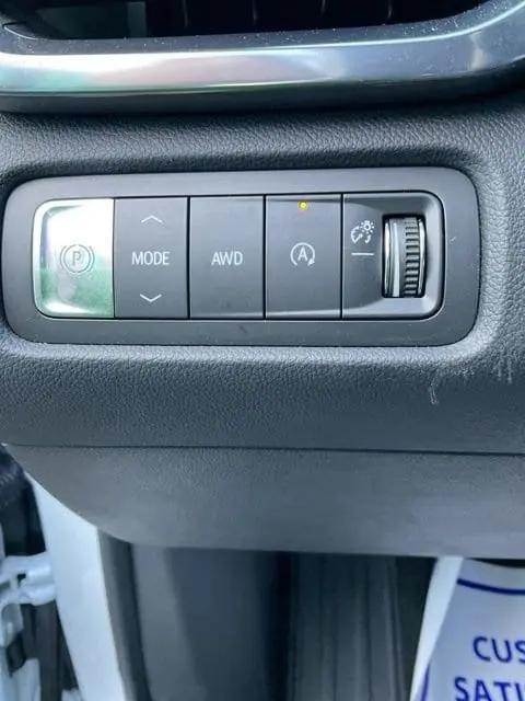 2024 GMC Acadia AWD AT4