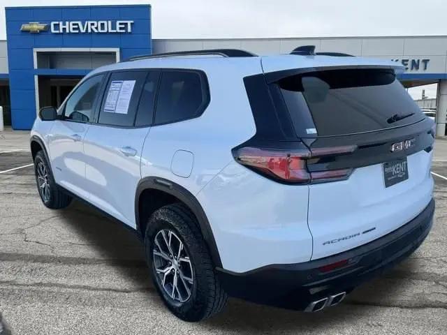 2024 GMC Acadia AWD AT4