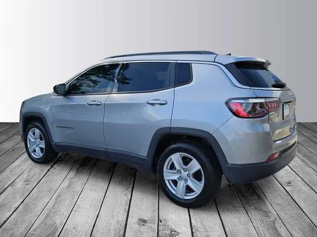 2022 Jeep Compass Latitude FWD