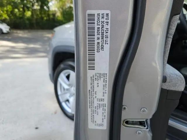 2022 Jeep Compass Latitude FWD
