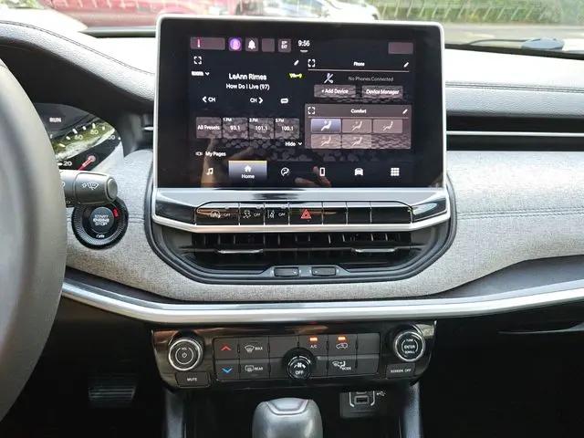 2022 Jeep Compass Latitude FWD