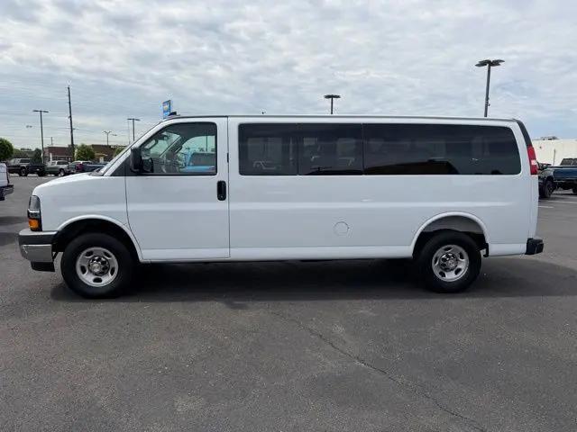2025 Chevrolet Express Passenger RWD 3500 Extended Wheelbase LT