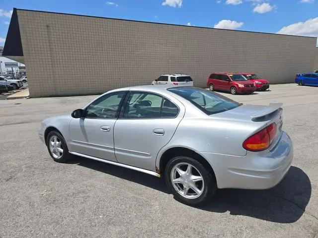 2004 Oldsmobile Alero GL2