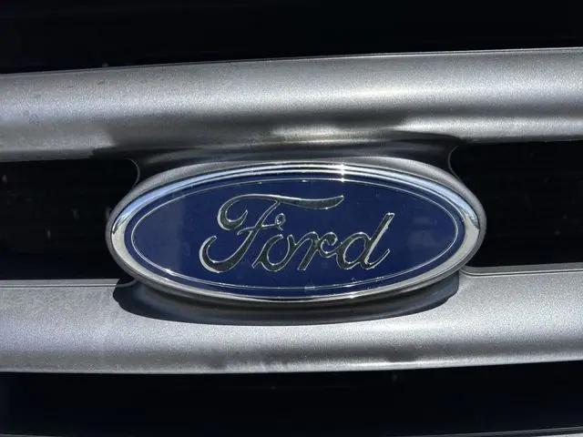 2003 Ford F-350 XL