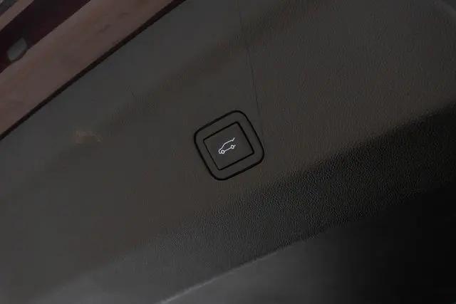 2023 Chevrolet Tahoe 4WD High Country