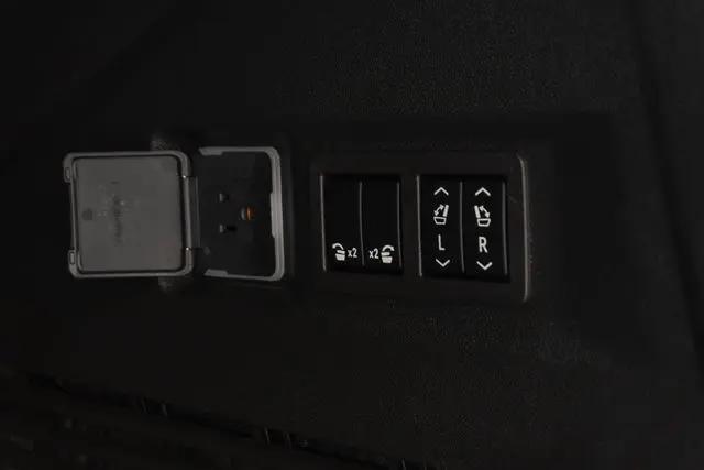 2023 Chevrolet Tahoe 4WD High Country