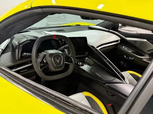 2022 Chevrolet Corvette Stingray RWD Coupe 3LT
