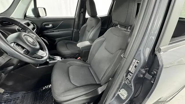 2023 Jeep Renegade Latitude 4x4