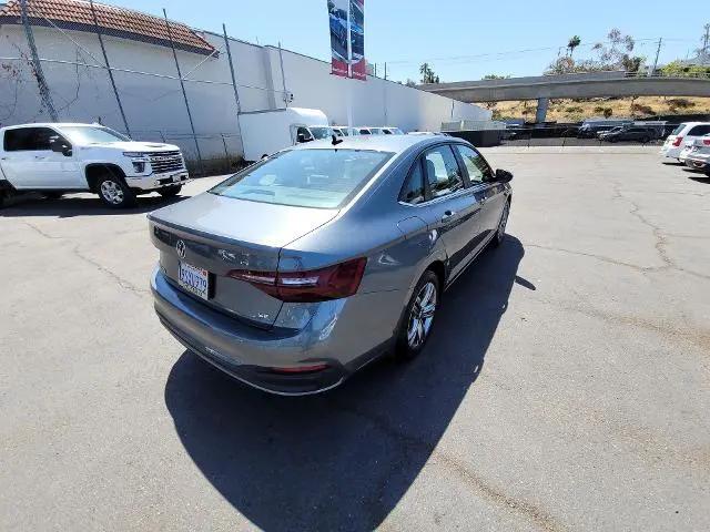 2024 Volkswagen Jetta 1.5T SE