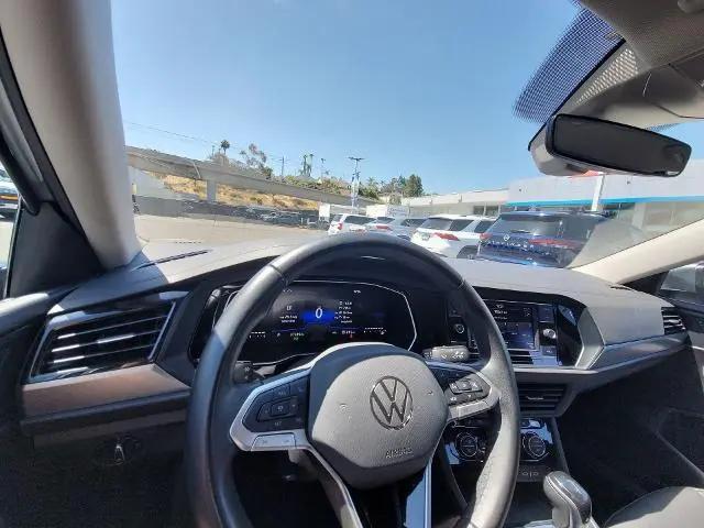 2024 Volkswagen Jetta 1.5T SE