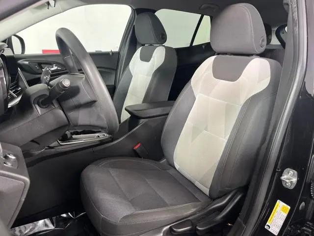 2024 Chevrolet Trax FWD SP