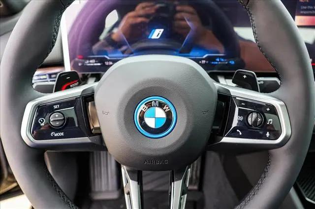 2027 BMW 5 Series 550e xDrive