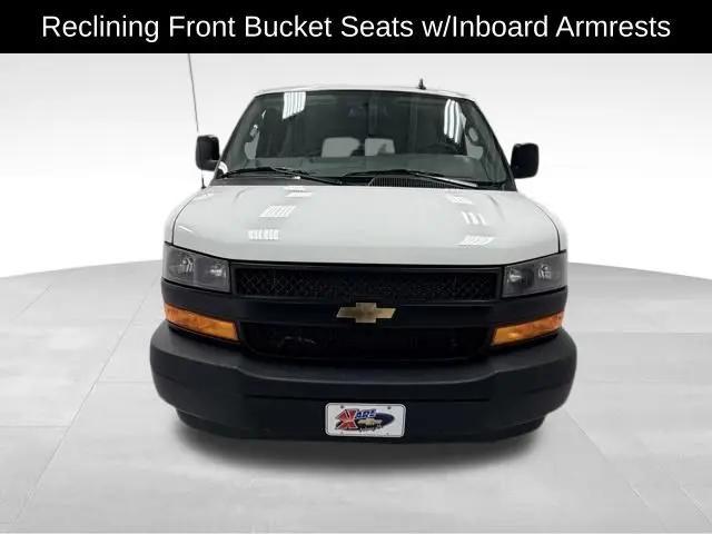2025 Chevrolet Express Passenger RWD 3500 Extended Wheelbase LS
